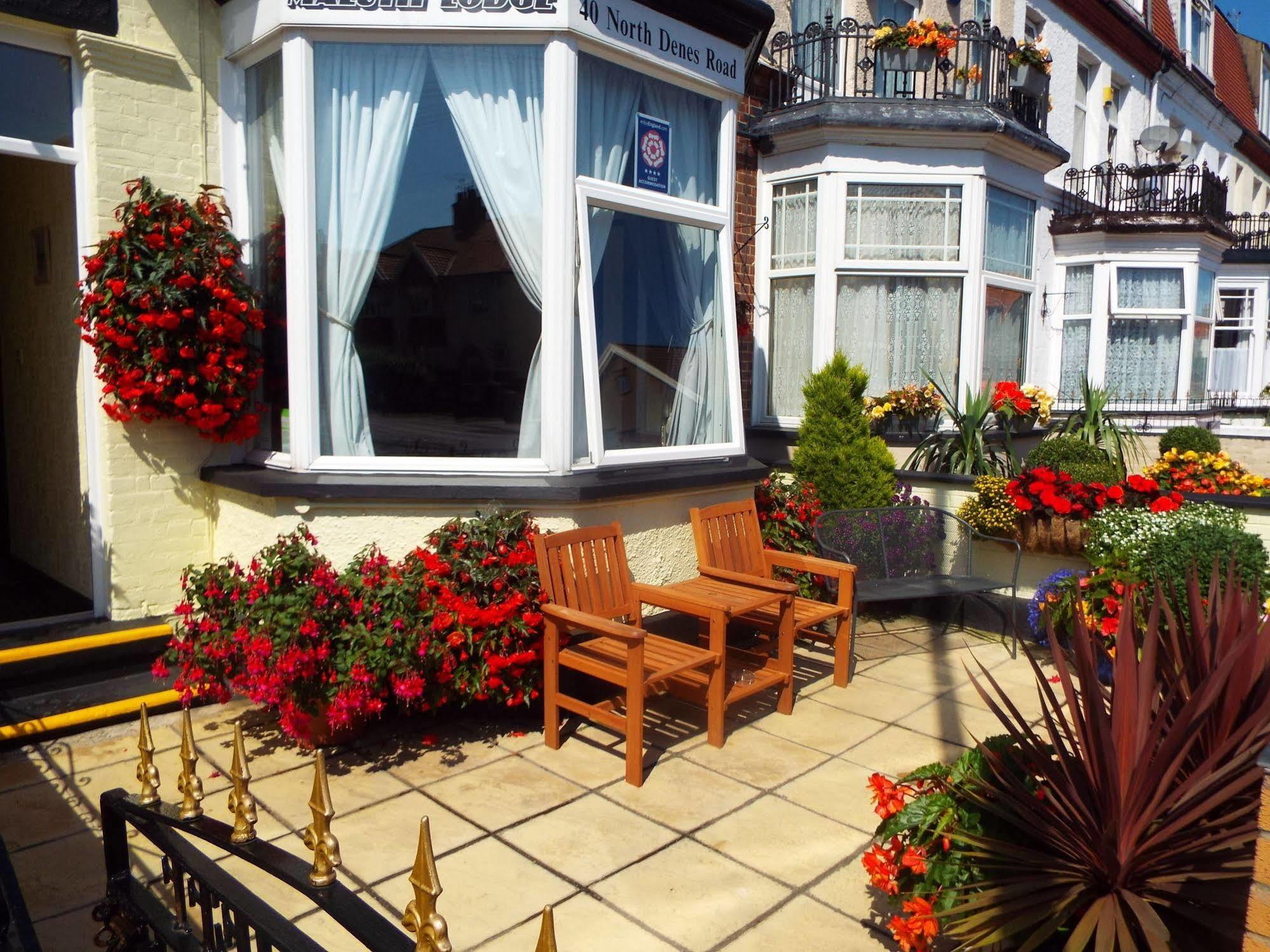 Maluth Lodge Great Yarmouth Exterior foto