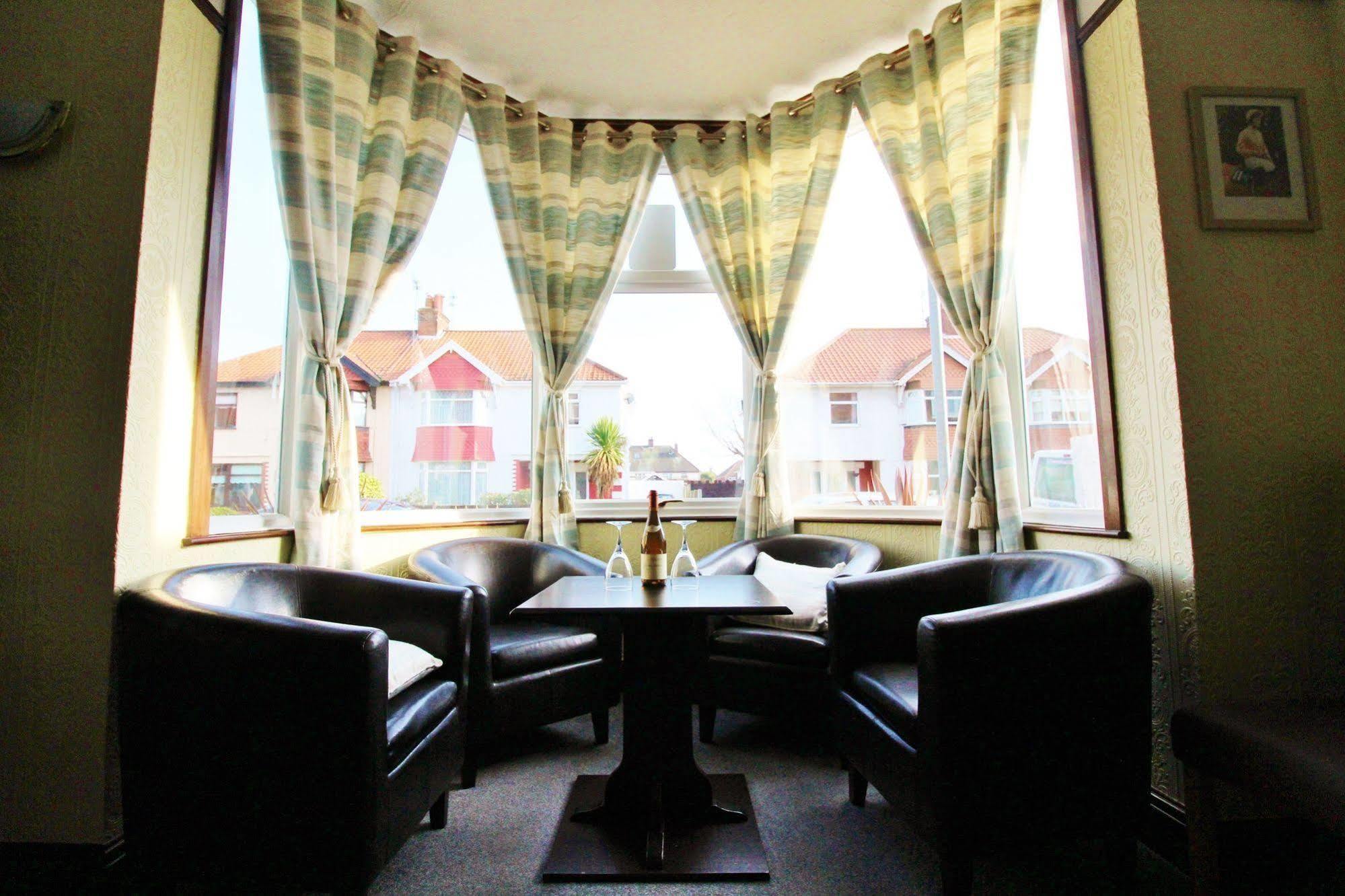 Maluth Lodge Great Yarmouth Exterior foto